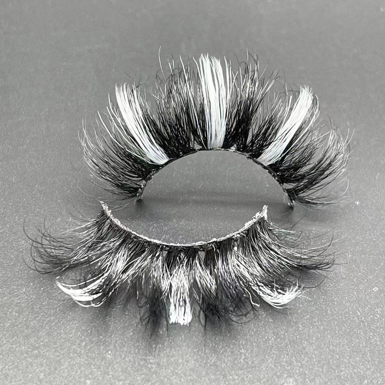 2Dadoll Z-Beast Three Toned (25MM) Colored Lashes