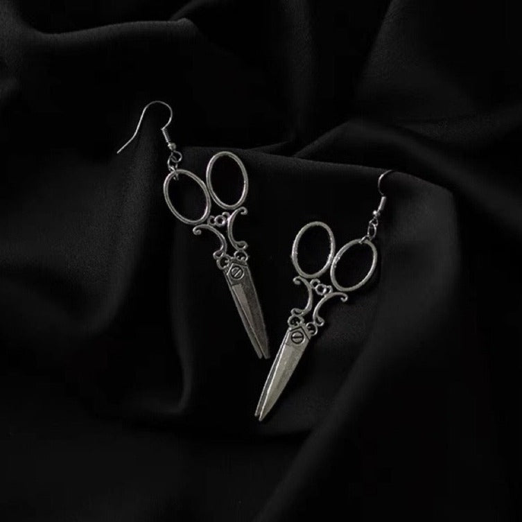 Cyber vintage Scissor Earrings